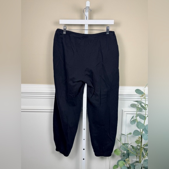 Hollister Women’s Drawstring Jogger in Black Size Medium Short - Picture 2 of 12